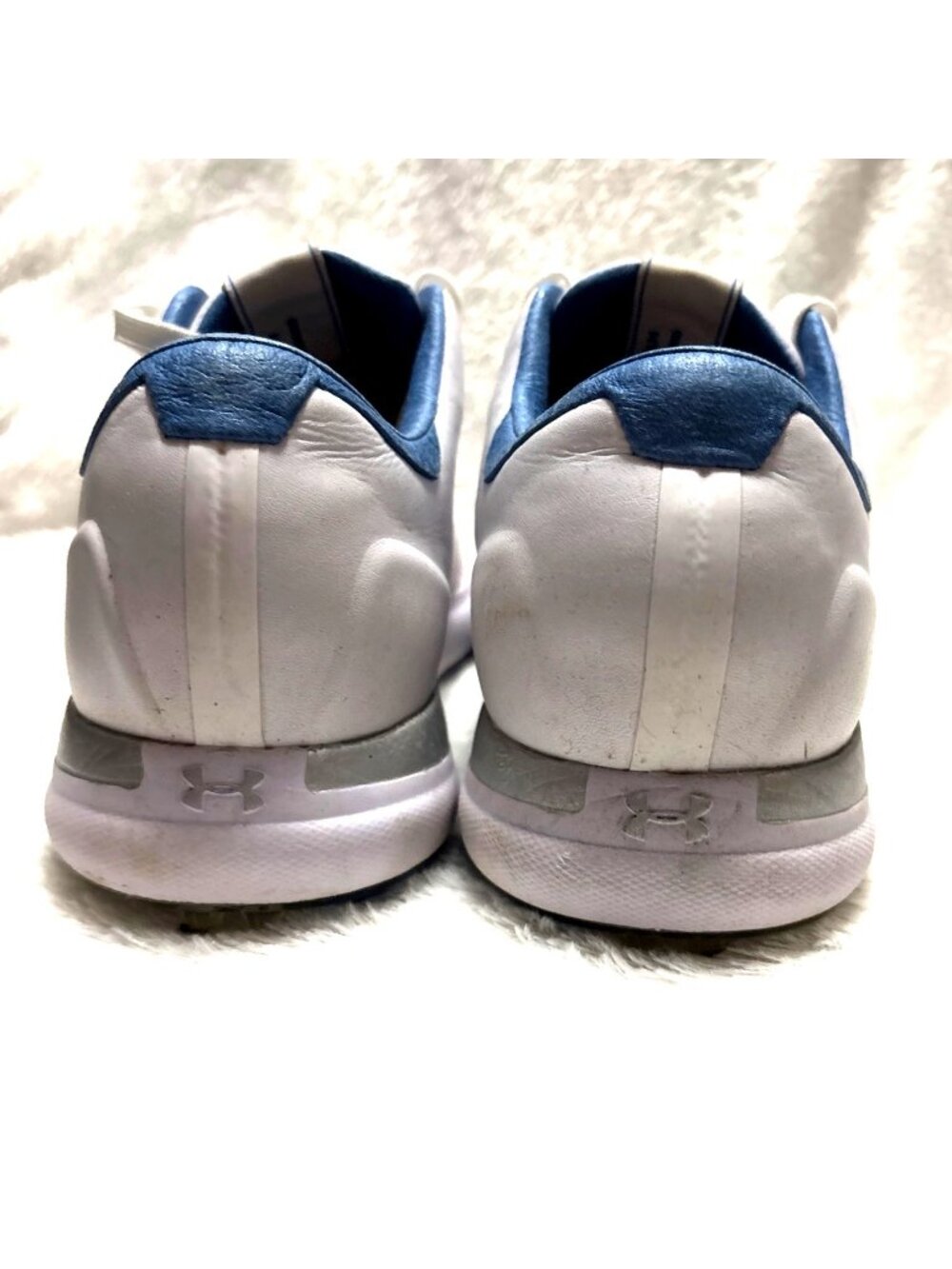 Under Armour Women’s Sz 7.5 Performance Spikeless Golf Shoes White Blue - Picture 2 of 5